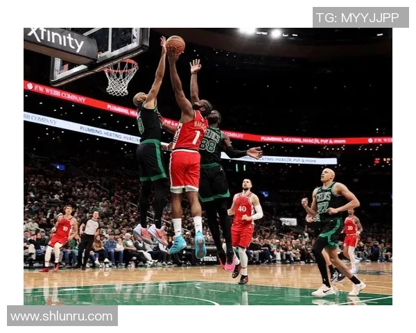 小琼斯三分神准五投全中火力全开轰下17分零失误助球队大胜